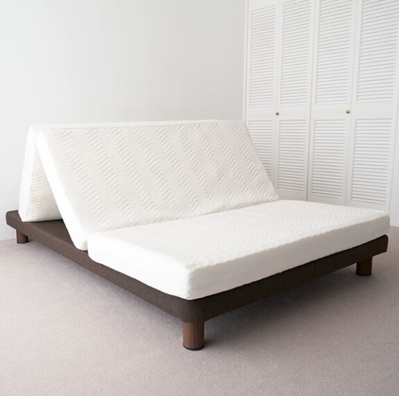 雲のやすらぎプレミアム 三つ折りマットレス